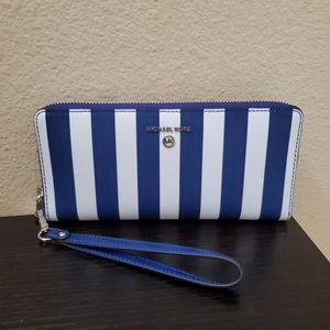 Michael kors Jet Set Charm Travel Continental Large Wallet